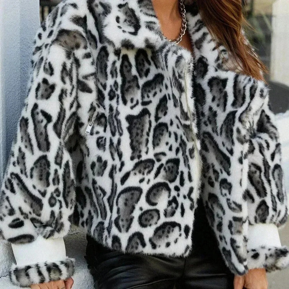 Black And White Casual Women's Leopard Print Fuzzy Fluffy Turndown Jacket - Picture 6 of 6